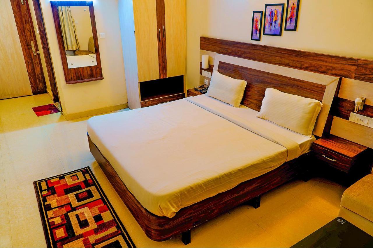 Fabhotel Kanchan Plaza بوهفانيشفار المظهر الخارجي الصورة